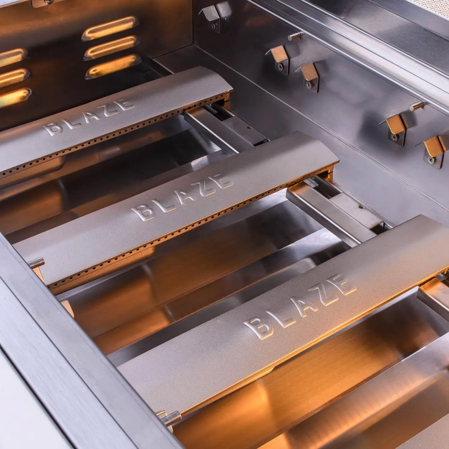 Blaze Premium LTE3 40" 5-Burner Natural Gas Grill with Rear Infrared Burner & Grill Lights