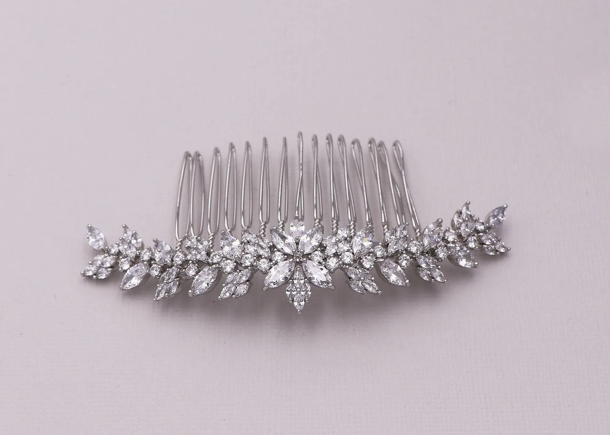 Camilla CZ Comb