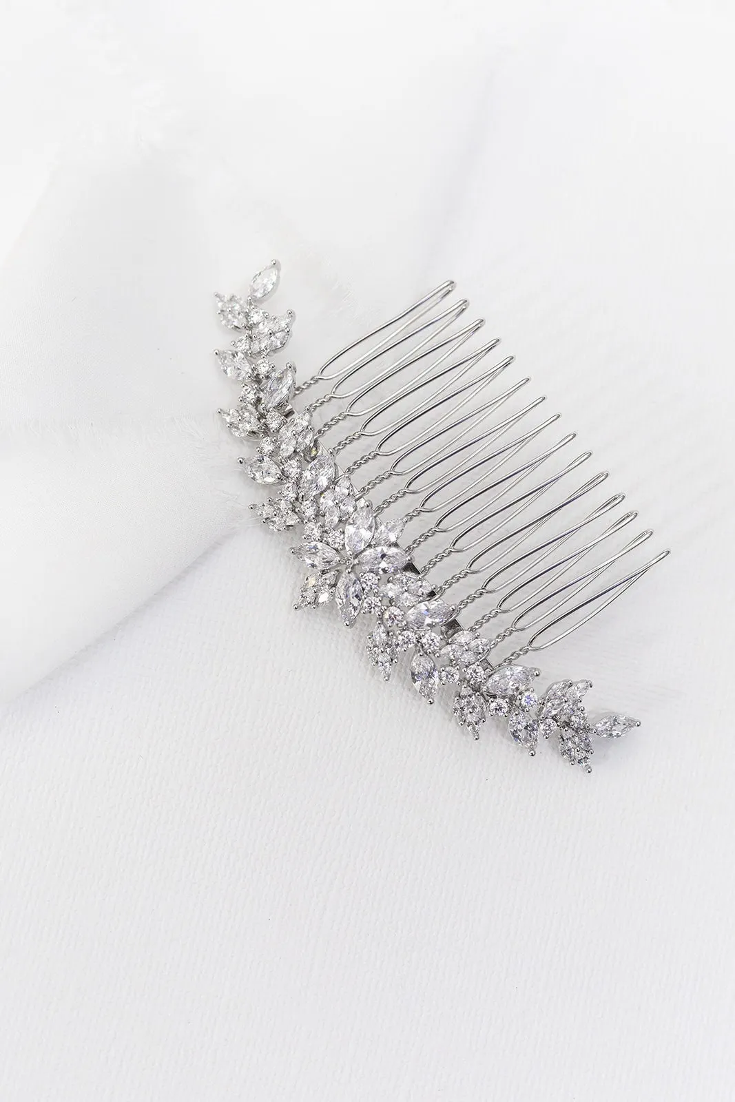 Camilla CZ Comb