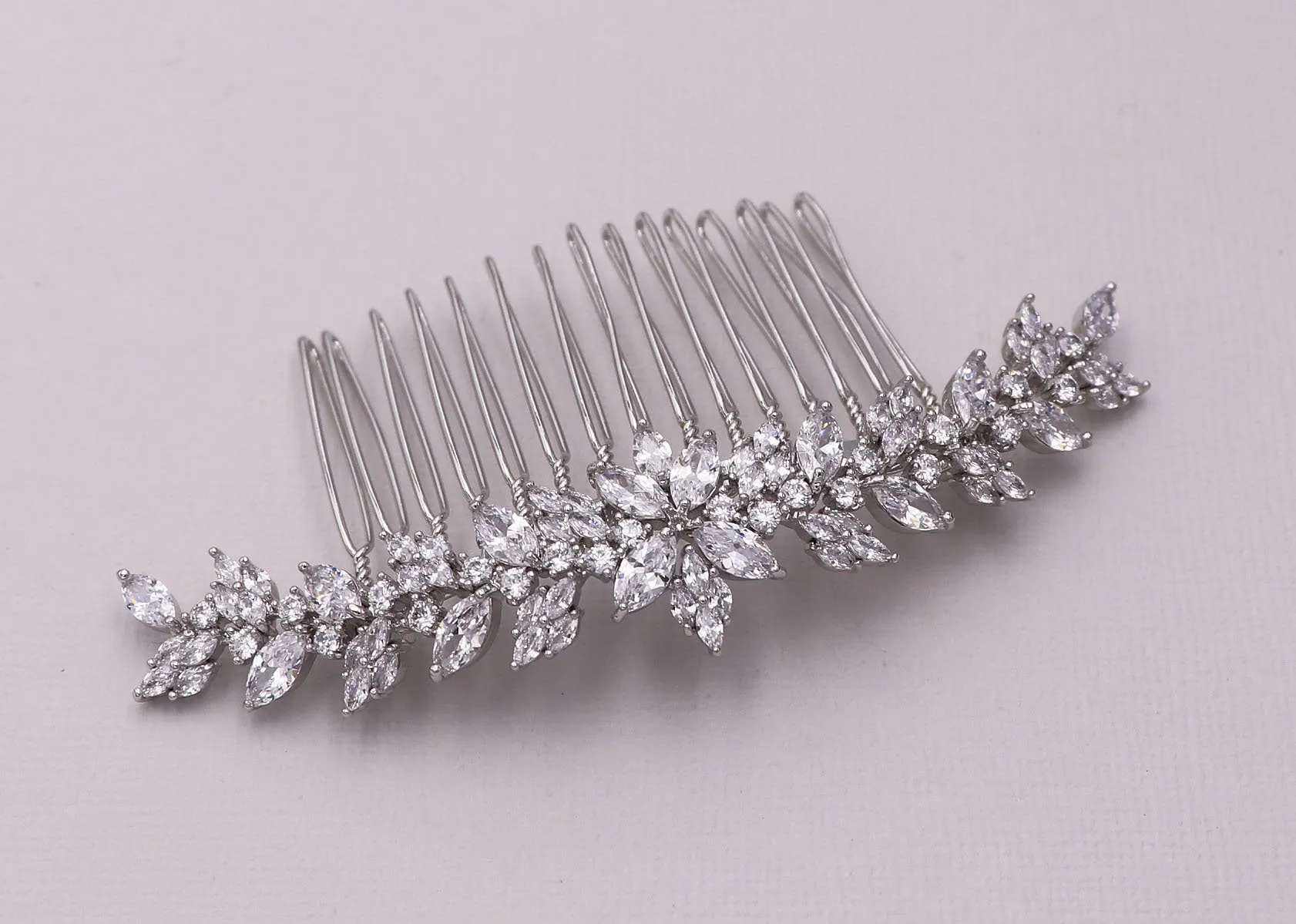 Camilla CZ Comb